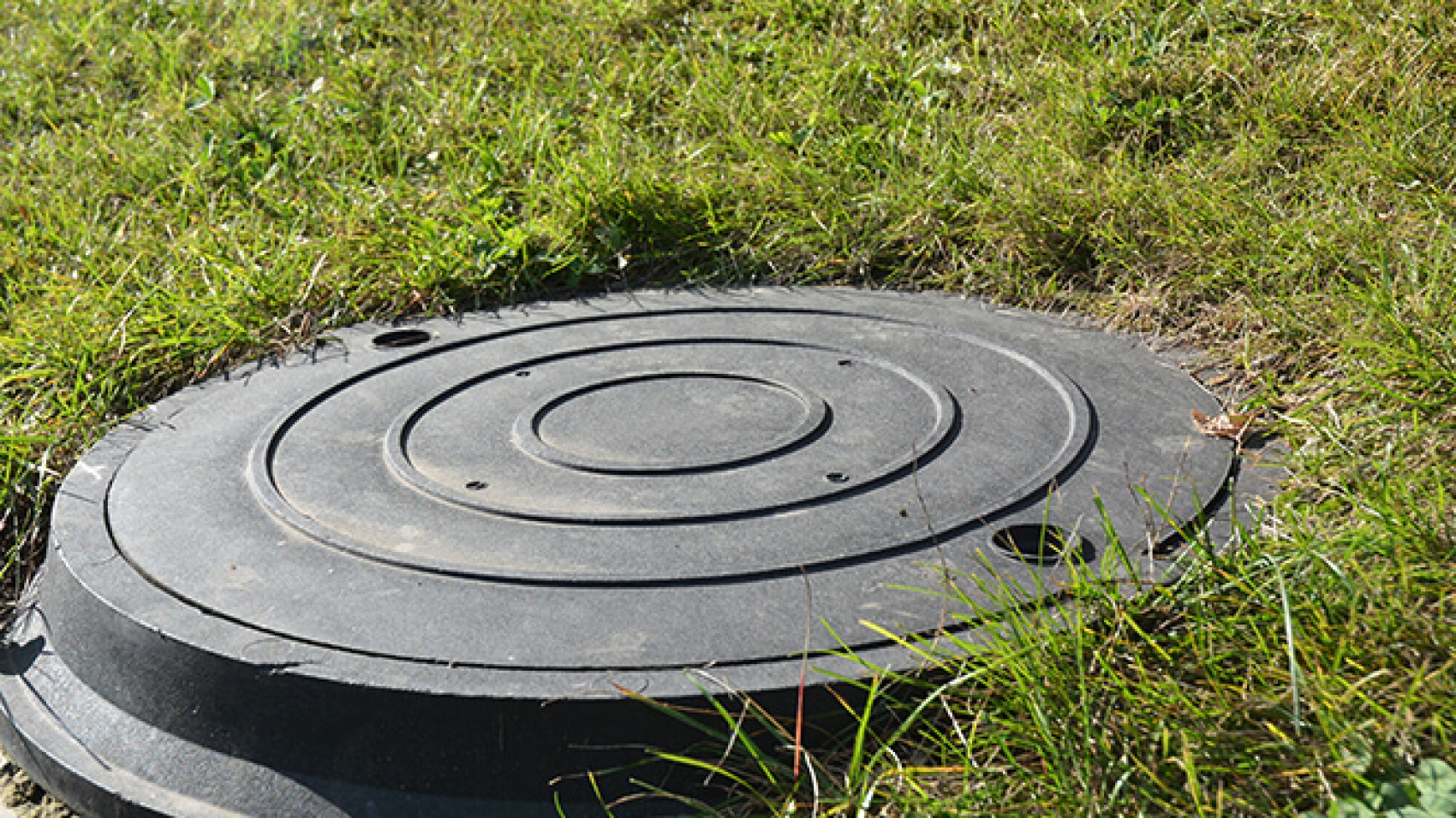 An image of a cess pit